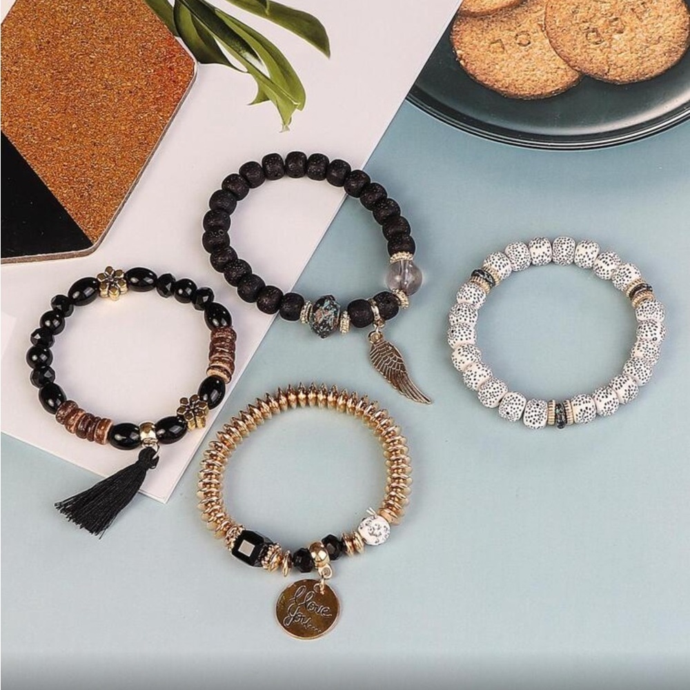 ✨NEW Boho I Love You Gold and Black Beaded layered Bracelet Set - Picture 2 of 5